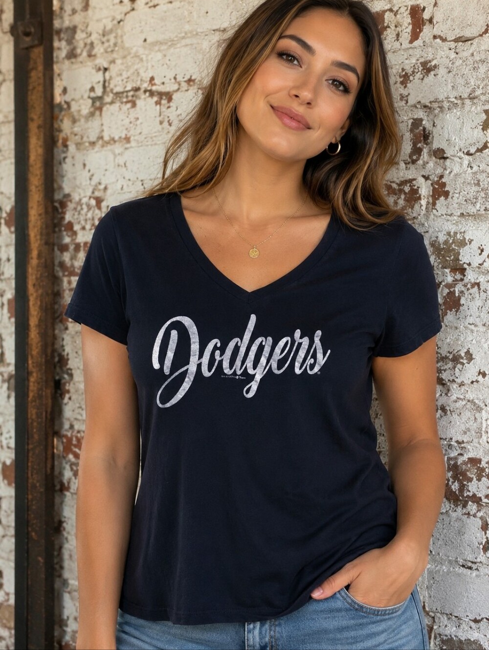 New Era LA Dodgers Womens XL Black V Neck T Shirt MLB Baseball Graphic Fan Tee